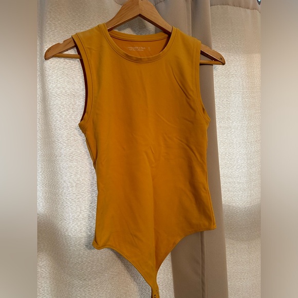 Abercrombie and Fitch Bodysuit - Picture 1 of 3